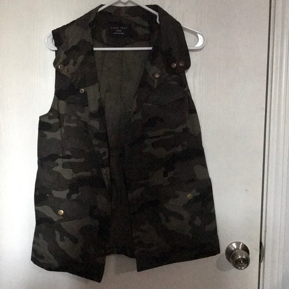 Camo vest